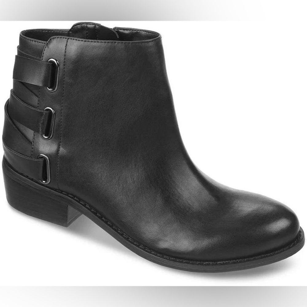 Black synthetic leather boots with stacked heel